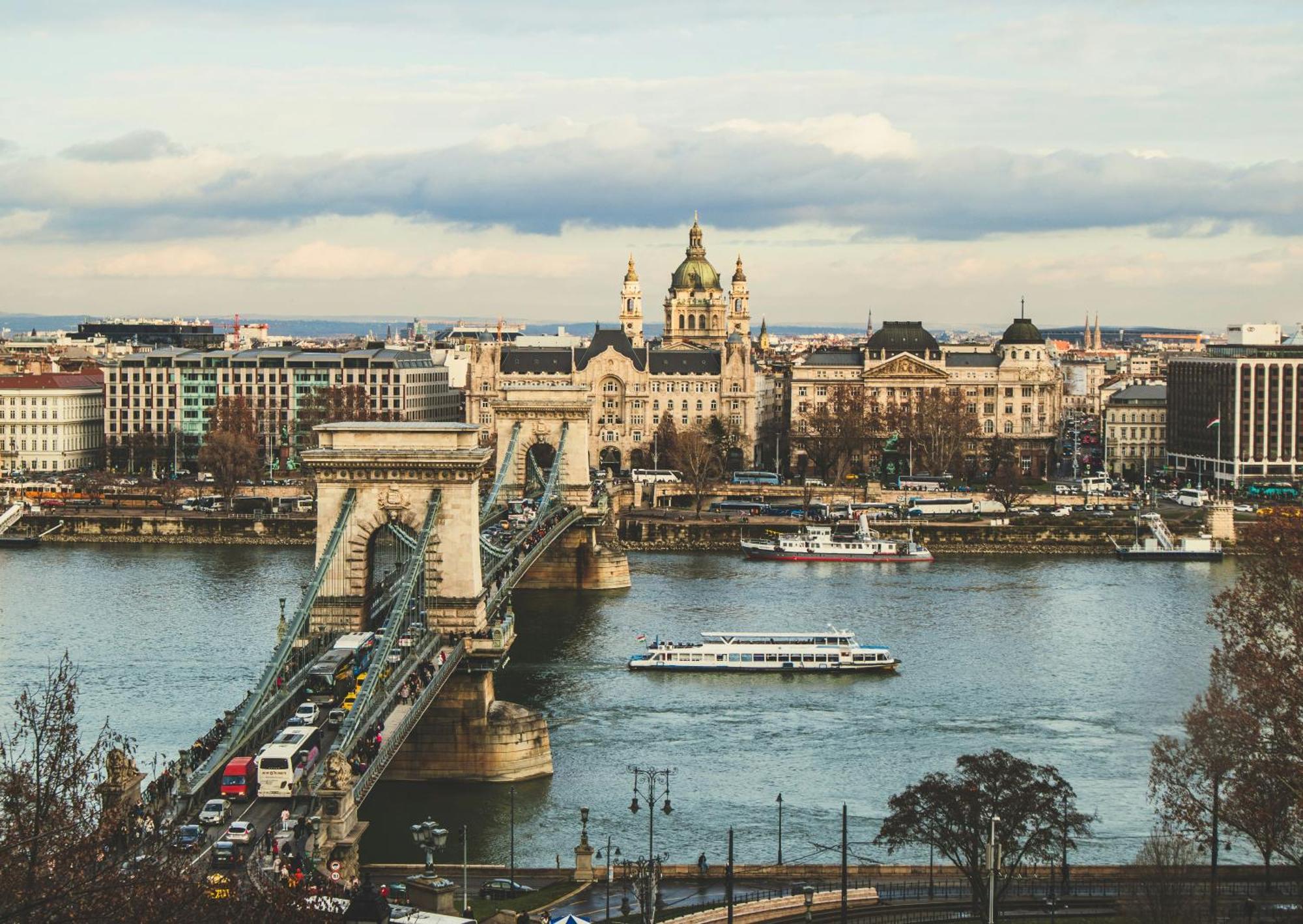 E13 - Grand Boulevard Heritage - Location By Bqa * Budapest